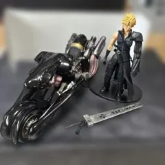 FINAL FANTASY VII クラウド フェンリル フィギュア 外箱付き