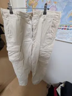 ユニクロ ホワイトカーゴパンツ M