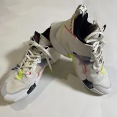 NIKE AIR JORDAN ナイキエアージョーダン　ホワイト/マルチカラー