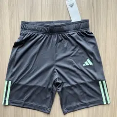 【美品/新品未使用】adidas 3バーロゴ入り キッズ用 パンツ 150 灰