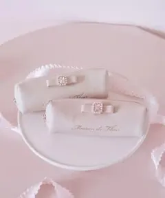 Maison de FLEUR ピンクマニア パールビジュー合皮リボンペンケースのサムネイル