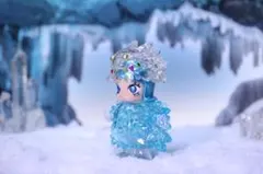 EROISON MOLLY COSTUME　氷晶モリー　ポップマート　フィギュア