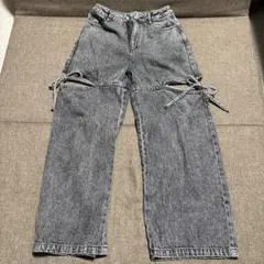 カットアウトリボンデニムパンツ