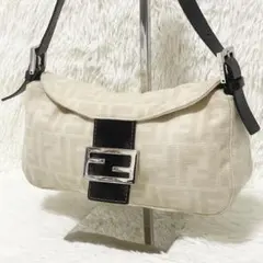 【極美品】FENDI マンマバゲット ズッカ ワンショルダー FF柄 ベージュ