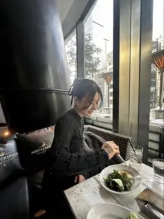 ZARA 黒 ビーズ装飾 クロップドニット セットアップ