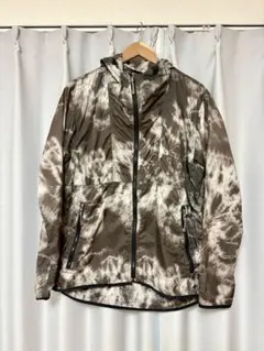 THE NORTH FACE パープルレーベル　タイダイ柄ポリエステルフーディのサムネイル