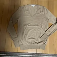 美品ユニクロ　メリノウール100% Ｍ　　ベージュ