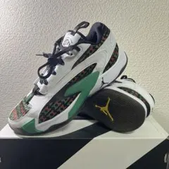 限定 新品 ナイキ CP3.XII Jekyll and Hyde 25cm 靴 - メルカリ