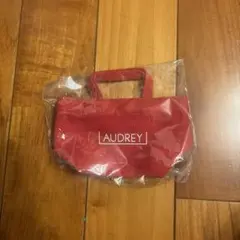 新品未開封　AUDREY オードリー ミニトート グレイシアチャーム