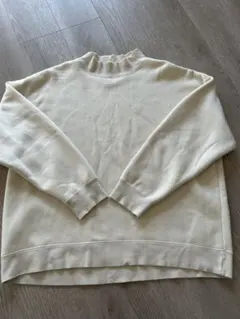 ローリーズファーム　スウェット　裏起毛　オーバーサイズ　ネック　クリーム　白