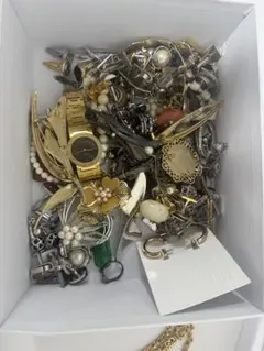 Item thumbnail for item ba4b0c7d-3b63-418f-b6f7-020660588485