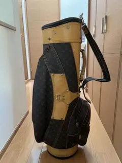 Item thumbnail for item dc20075e-8a18-4f00-bcd1-81184f6322c3