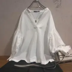 日本製美品【MuNich】リネンヴィスコースクロスシャーリングブラウス ホワイトのサムネイル