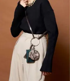 2025年最新】ヴィーガンレザーリングマルチケースの人気アイテム