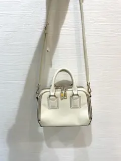 DIANA ダイアナ ショルダーバッグ　ハンドバッグ