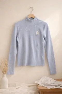 pom ponette　淡色ブルー タートルネック リブニット｜子供服のサムネイル