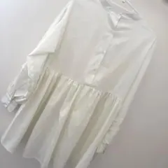 INGNI♡オーバー　シャツ　ホワイト　ブラウス　フリル　切り替え