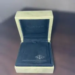 Van Cleef & Arpels ジュエリーBOX 空き箱 - メルカリ
