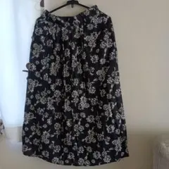 花柄 ロングスカート ブラック