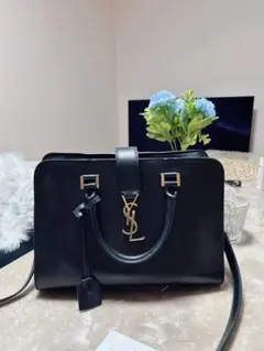 P*O様 YSL（サンローラン） ブラックレザー　ハンドバッグ　ベイビーカバス