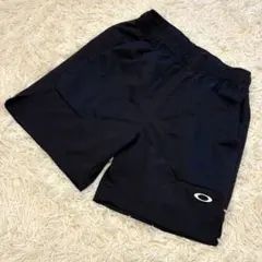 OAKLEY オークリー 人気 ブラックスポーツショートパンツ M