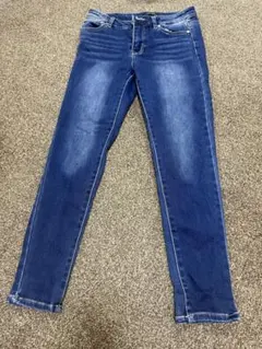 ダークブルースキニージーンズ