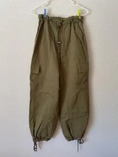 未使用✨レディース⭐︎INGNI(イング)カーゴパンツ/オーバーズボン(無地)