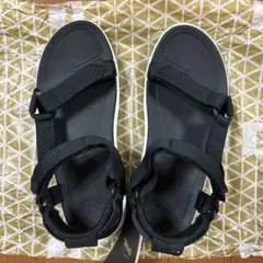 Teva テバ　ブラック スポーツサンダル 23㎝　新品