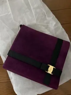 フェラガモ　バッグ
