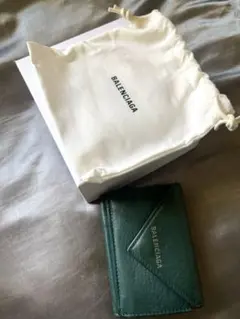 BALENCIAGA グリーン 三つ折り財布 保存袋付きのサムネイル