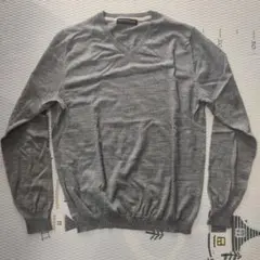 TOMORROWLAND tricot グレー Vネックニットのサムネイル