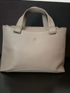 AIGNERハンドバック