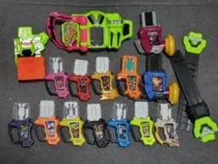 仮面ライダーエグゼイド 変身ベルト DXゲーマドライバー　ガシャットセット