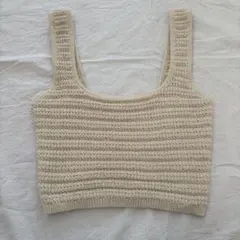 ベージュ ニット タンクトップ クロップド丈　レイヤード