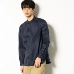 comme ca commune ツイルストライプ バンドカラーシャツ　M 紺のサムネイル