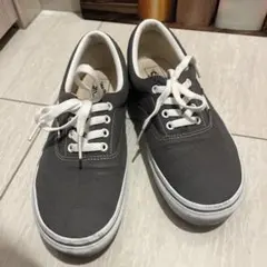 vans 25