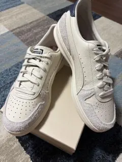 【新品未使用】SHIPS EXCLUSIVE PUMA INDOORのサムネイル