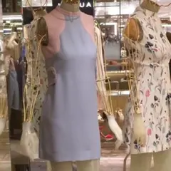 【新品】miumiu ノースリーブ ワンピースのサムネイル
