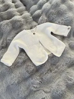 【プチバトー】美品　ホワイト ニット カーディガン 6m 67cm