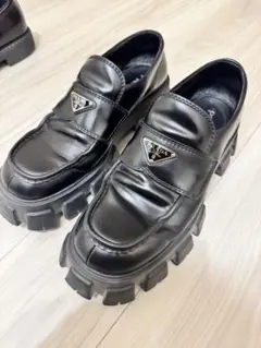 2025年最新】prada ローファー モノリスの人気アイテム - メルカリ