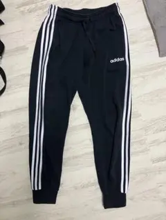 adidas ブラック ジョガーパンツ 3本ライン　アディダス