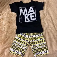 ジャンクストアーのTシャツとパンツのサムネイル