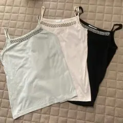 飾り付きタンクトップ３枚