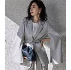 anuans フレアスリーブスリットジャケット　アニュアンス