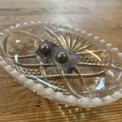 パート・ド・ヴェール = Pâte de verre : 型に詰めたガラスパウ… パート・ド・ヴェール = Pâte de verre : 型に詰めたガラスパウ