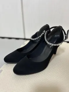 ビジュー付きブラックハイヒール　パーティー　セレモニー