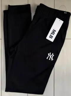 新品　Mサイズ　MLB ヤンキース　ロングパンツ ジョガー　黒