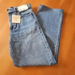 Item thumbnail for item b9ad2b65-0379-4553-8ac9-53ff737f7468