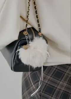 新品未使用！chico ハートファーチャーム　キーホルダー