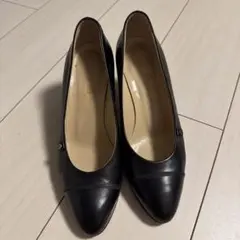 AIGNER レザーパンプス ブラック 23のサムネイル